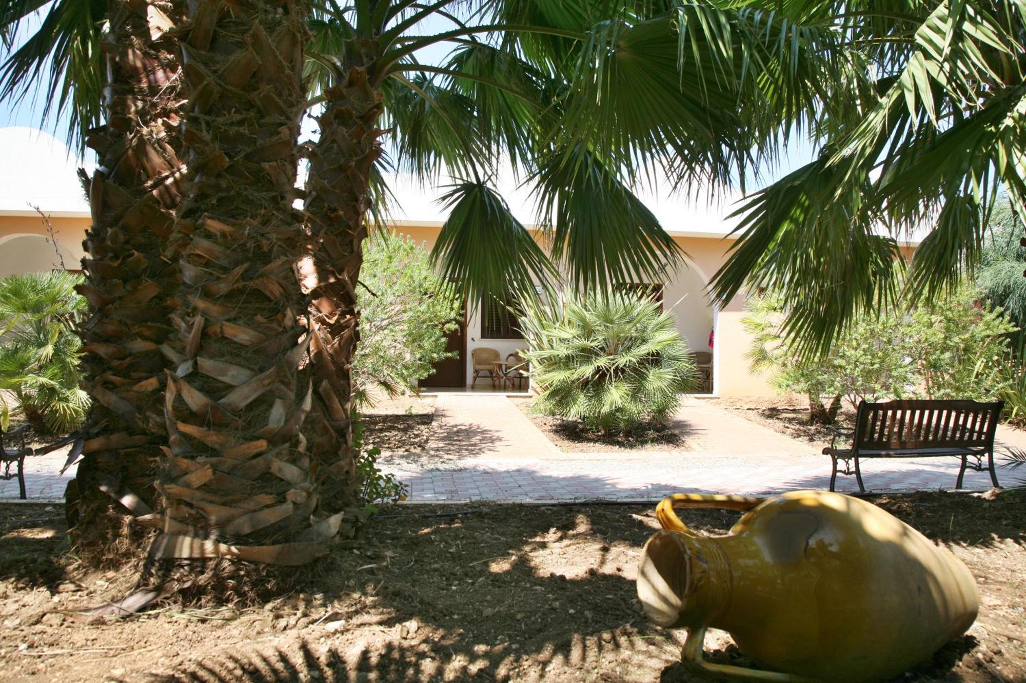 Garden Hotel Ripa Vieste Exterior foto