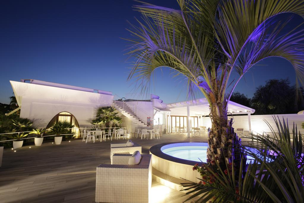 Garden Hotel Ripa Vieste Exterior foto