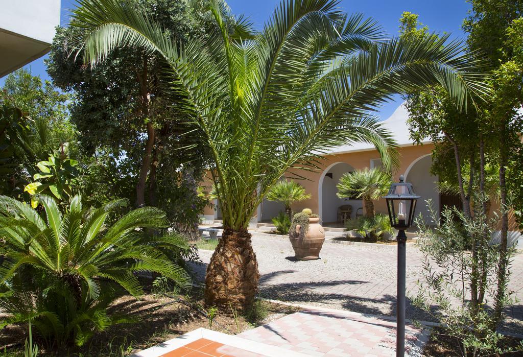 Garden Hotel Ripa Vieste Exterior foto